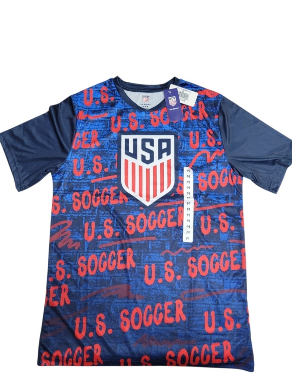 USA Soccer Graphic T-Shirt + FIFA World Cup Can Koozie Bundle Size Medium NWT